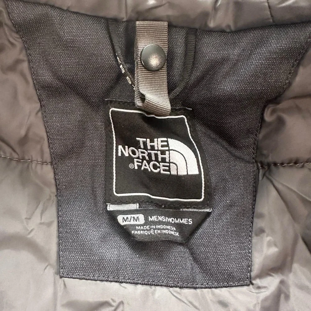 The North Face Men’s 2 In 1 Black A6XE HyVent Ski/Snowboard Jacket‎ Medium